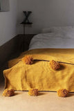 Plaid Moutarde à pompons, dessus de lit bohème, couverture marocaine