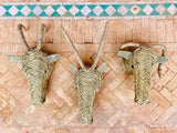 Tête de bélier en feuilles de palmiers, tête d'animal, tête de bélier en paille, Faux trophée animaux, décoration murale, fait main